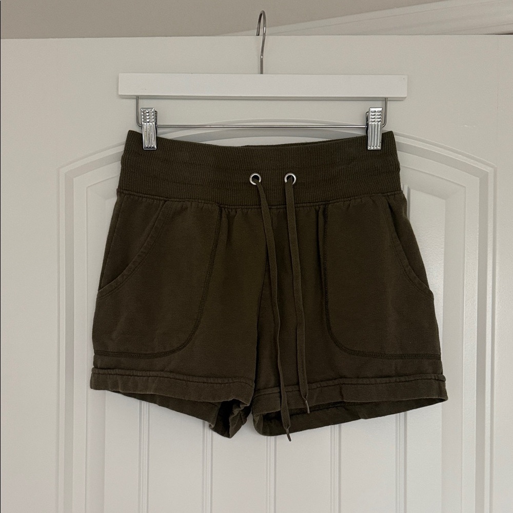 Casual Olive Athletic Shorts for Women